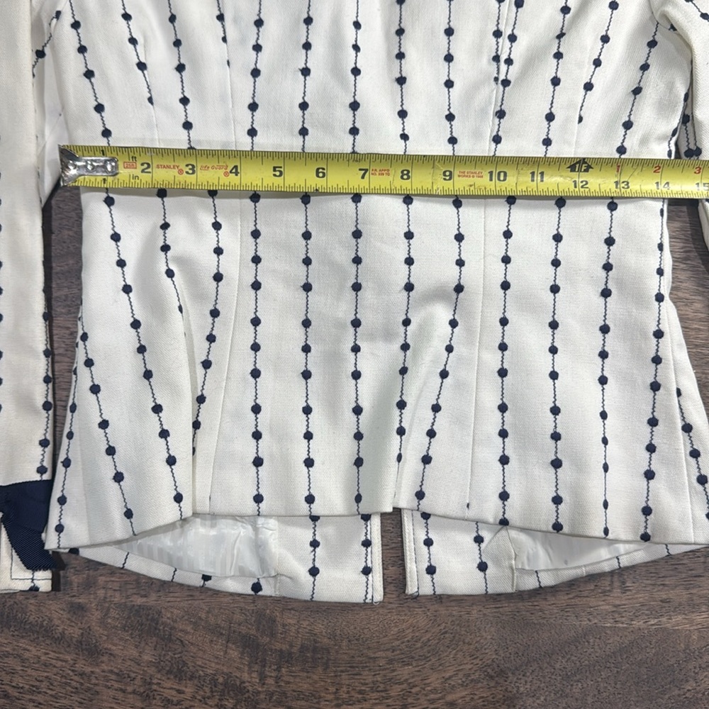 Nanette Lenore white and navy tailored blazer, Size 0, navy polka dot design - Picture 11 of 11